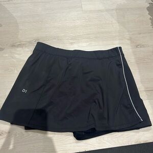 Tennis skirt with shorts underneath
